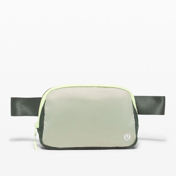 Lululemon everyday belt bag lime green and gray - Picture 1 of 7